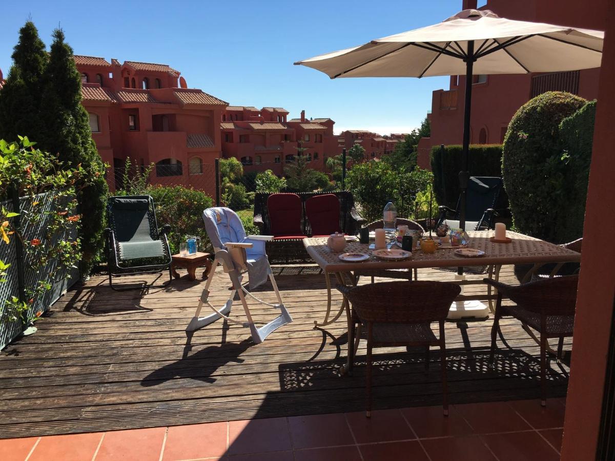 Luxury 2-Bedrooms & Bathrooms Estepona Apartment Exterior photo